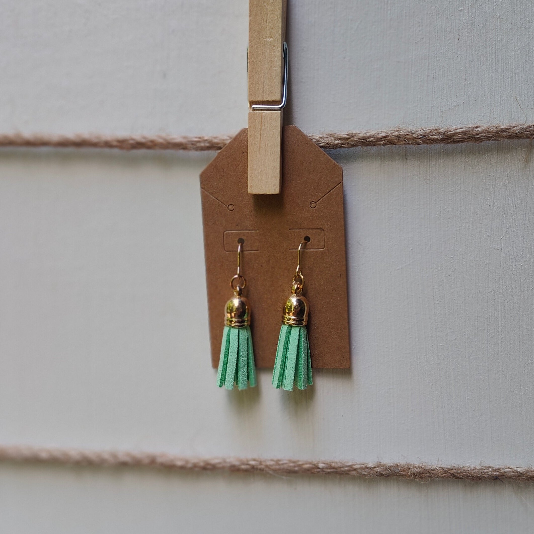 Light teal a brown tag.