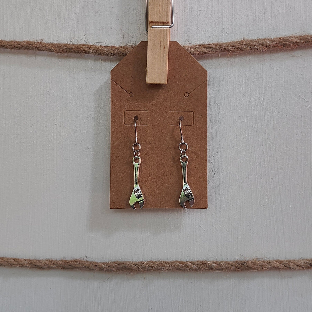 Small Flower Dangles Earrings