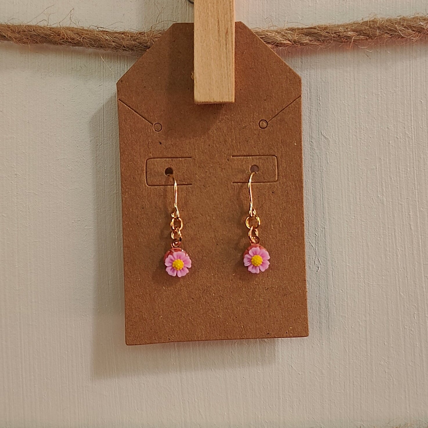 Small Flower Dangles Earrings