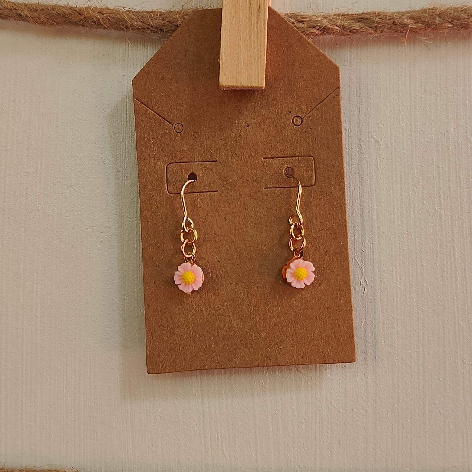 Small Flower Dangles Earrings