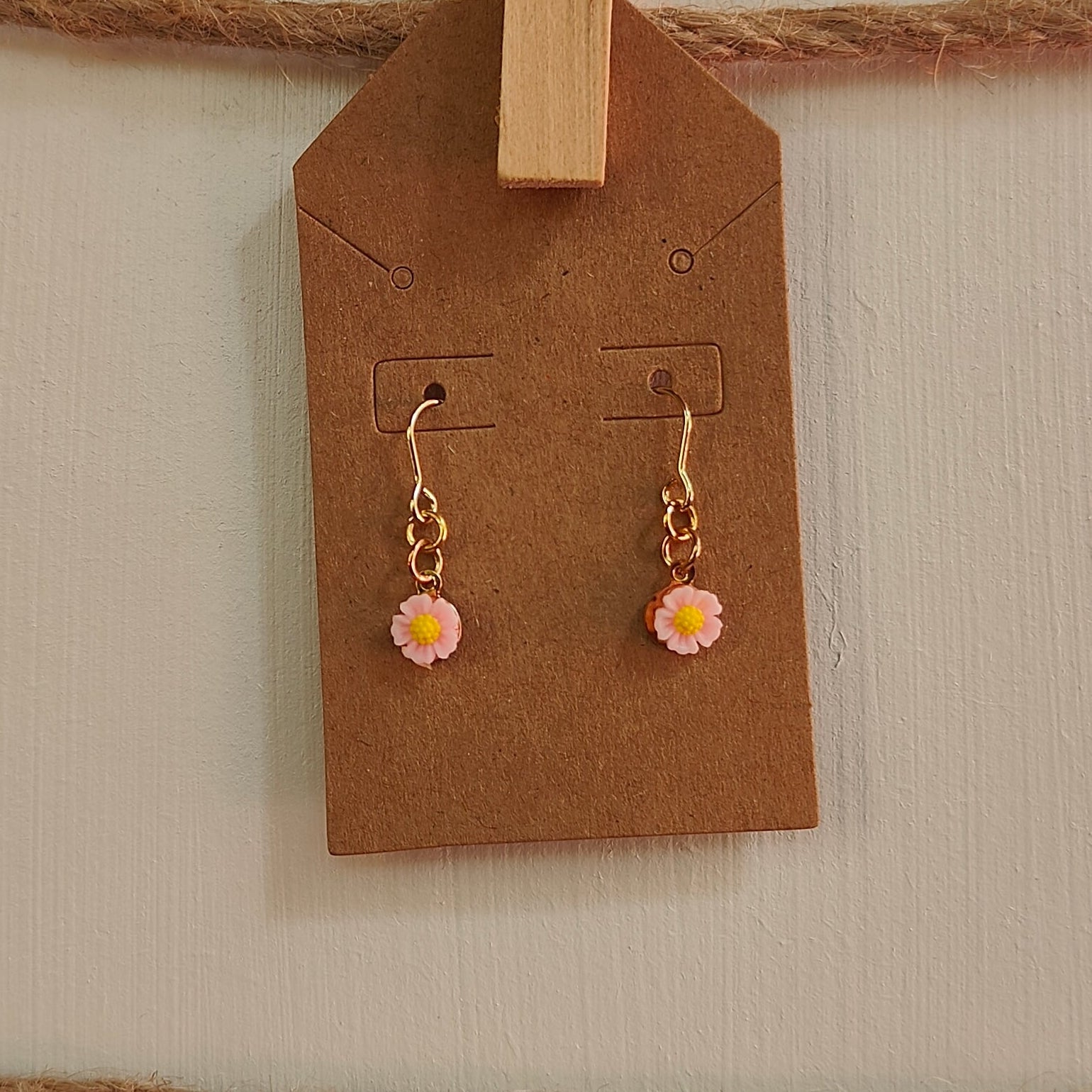 Small Flower Dangles Earrings