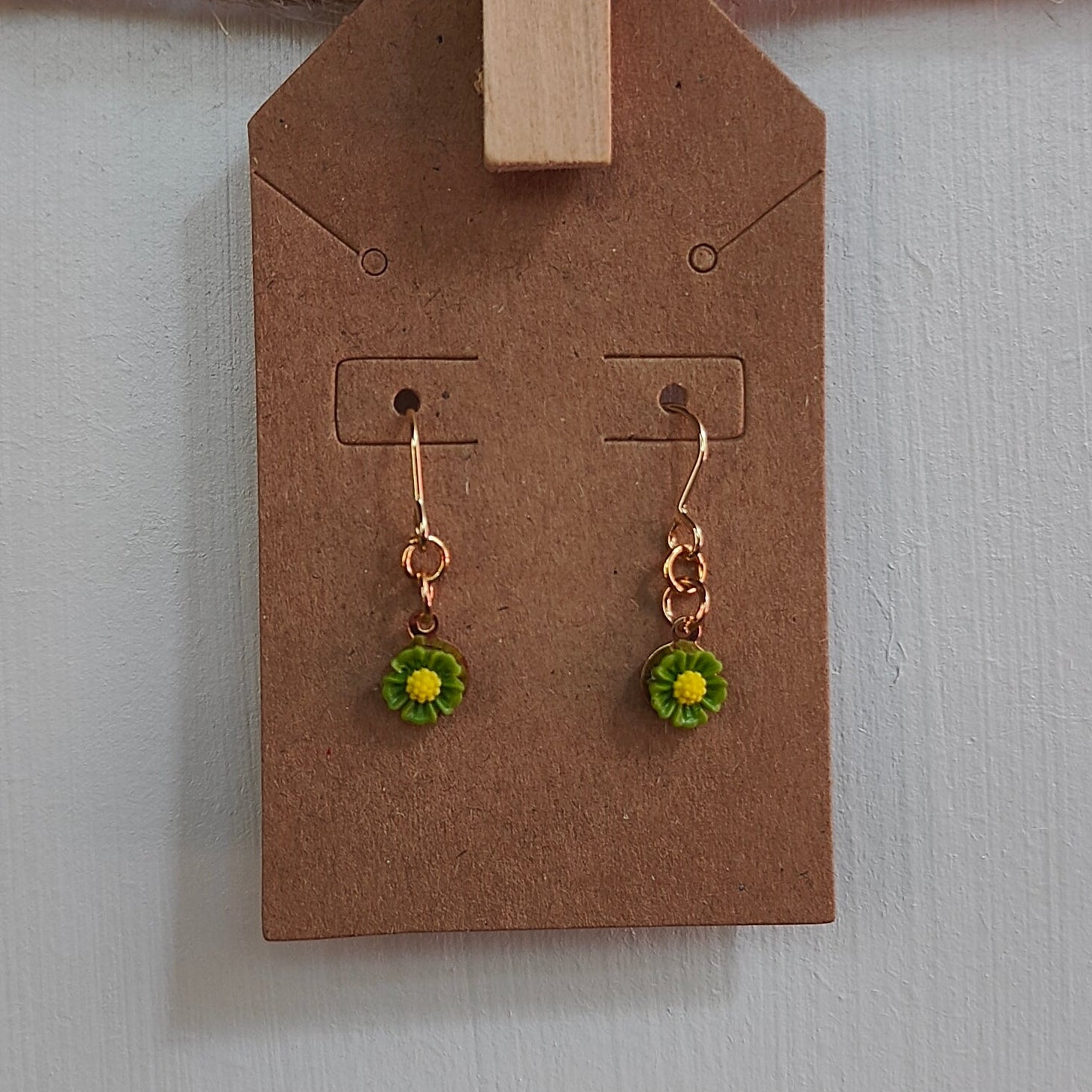 Small Flower Dangles Earrings