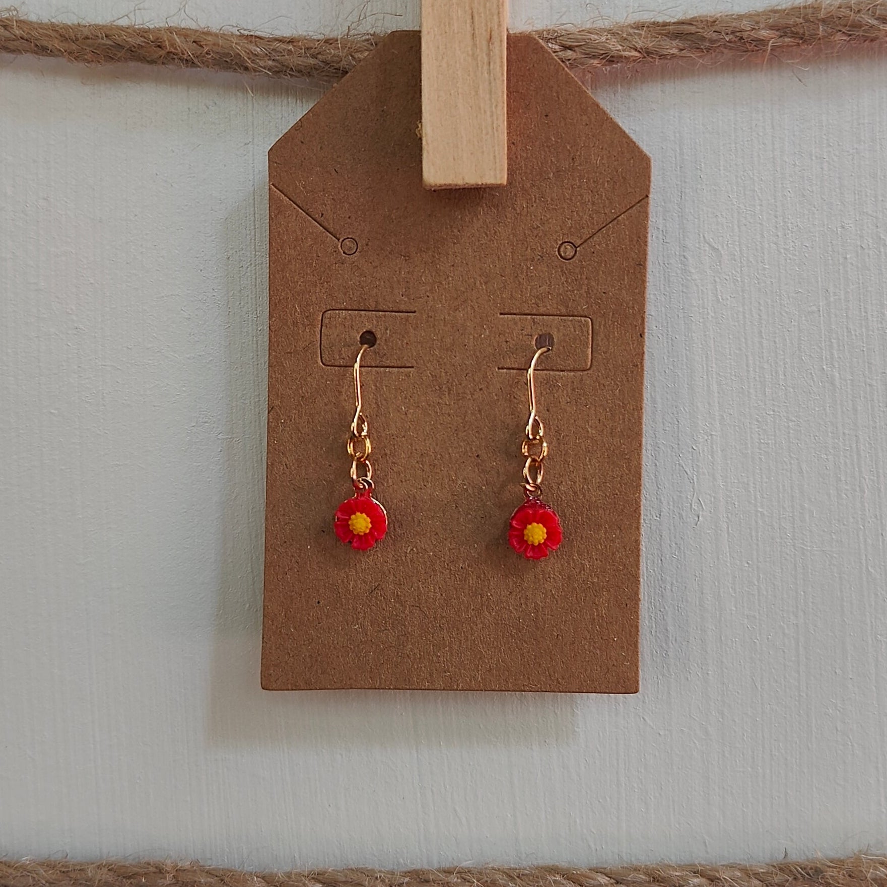 Small Flower Dangles Earrings